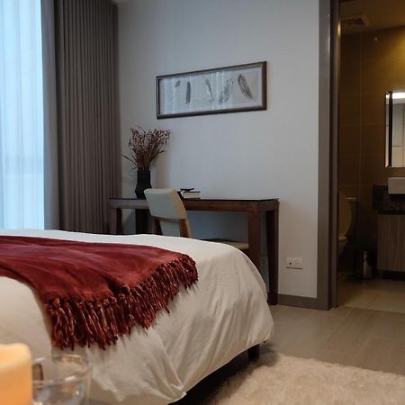 One Uptown Residence Taguig Dış mekan fotoğraf