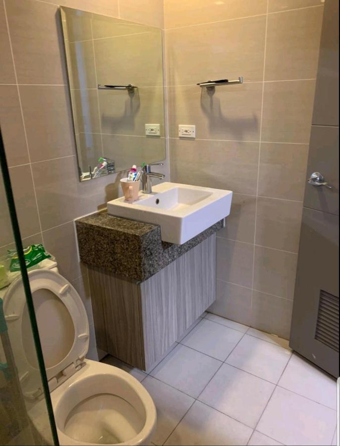 One Uptown Residence Taguig Dış mekan fotoğraf